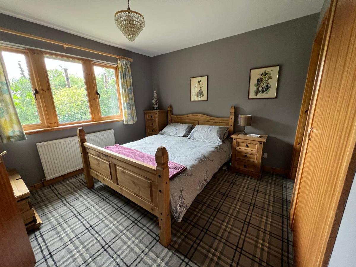 Tarmachan Cottage - West Highland Getaway フォート・ウィリアム エクステリア 写真