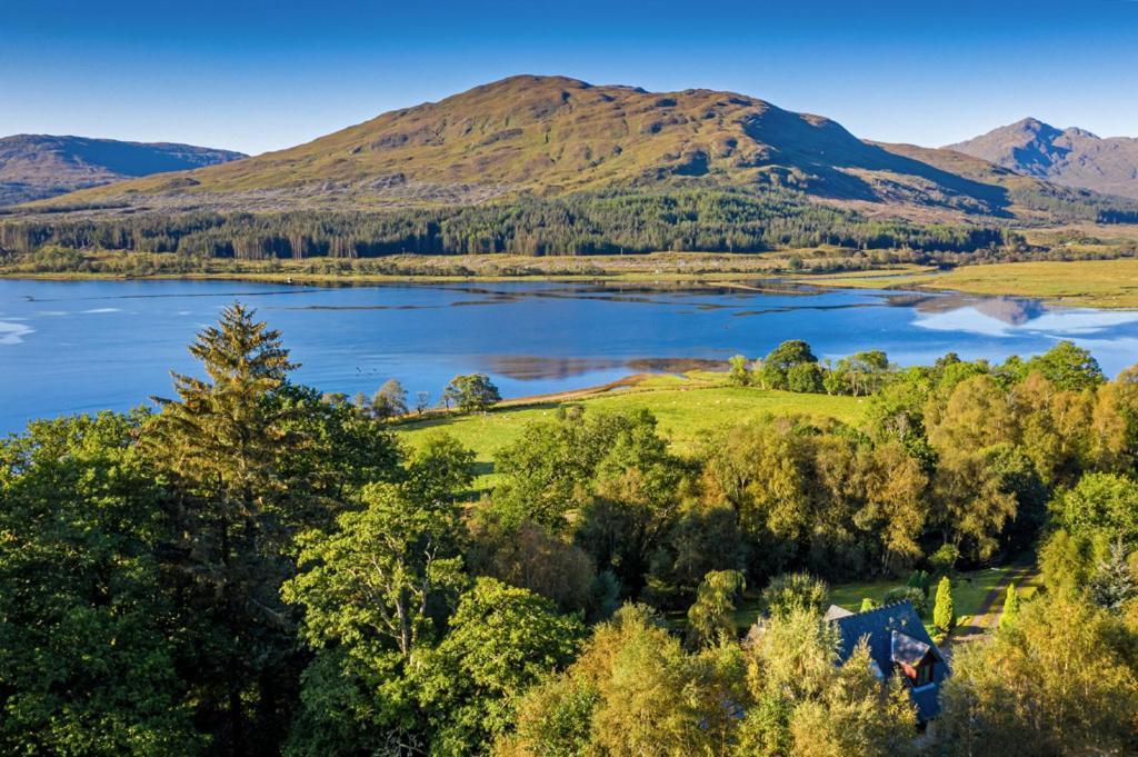 Tarmachan Cottage - West Highland Getaway フォート・ウィリアム エクステリア 写真